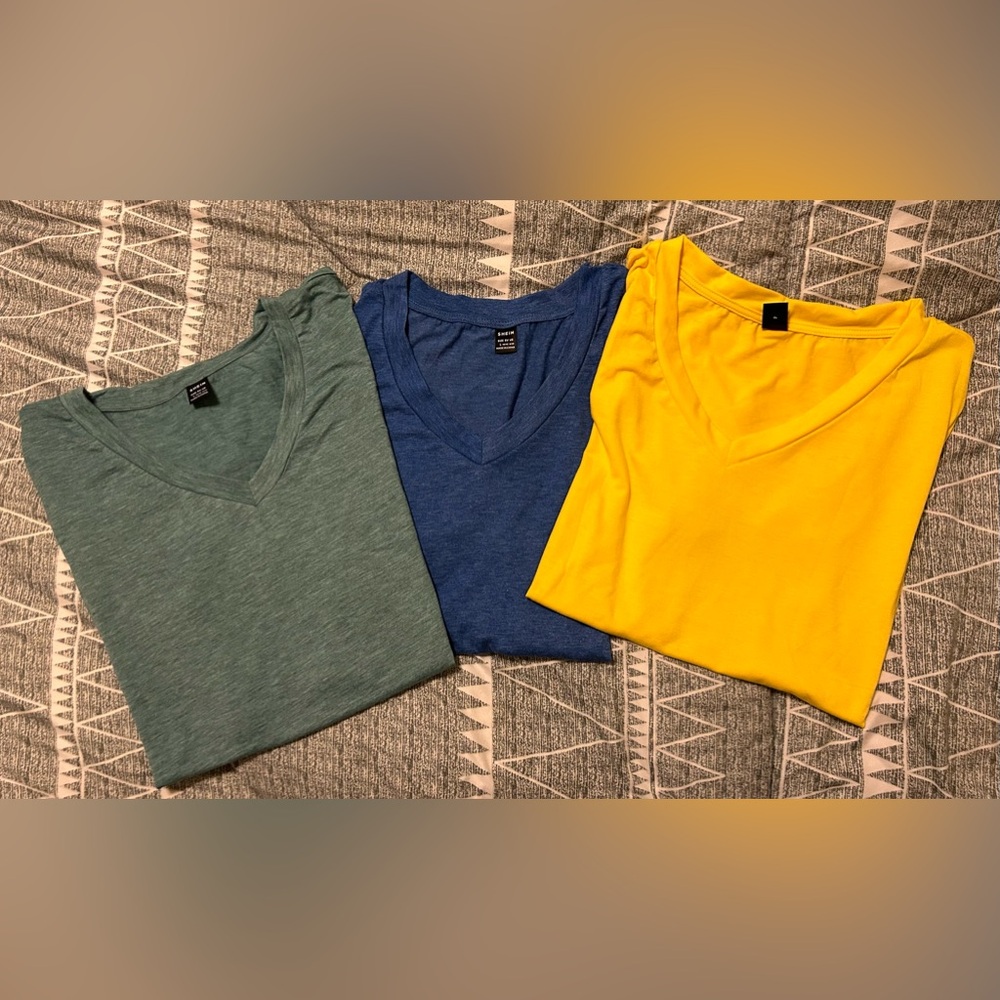 Lot of 3 NWOT Large Women’s Tee shirts